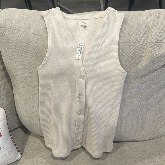 Madewell Ribbed Button-Front Vest - Picture 2 of 4